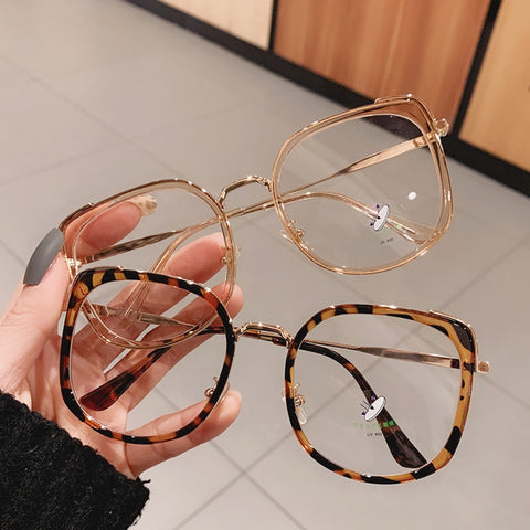 Anti-blue Light Glasses Frame Vintage Large Square Eyeglasses Blocking Blue-ray Oversized Spectacles Frames for  Men Women .